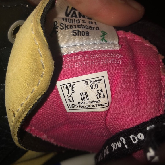 Vans - Picture 3 of 4